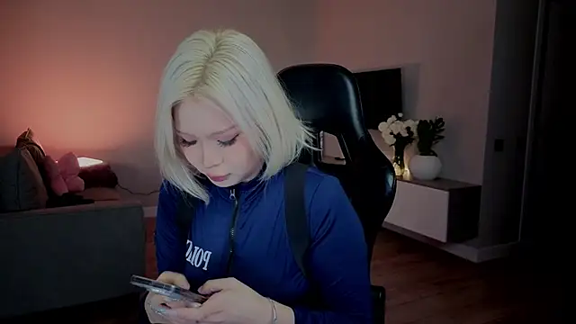 RileyMee online show from 10, 1, 2026