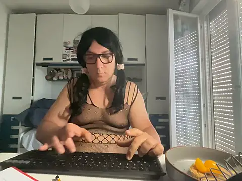 Snapshot of brindisiroby chatting on 16, 6, 2026 brindisiroby online show from 16, 6, 2026