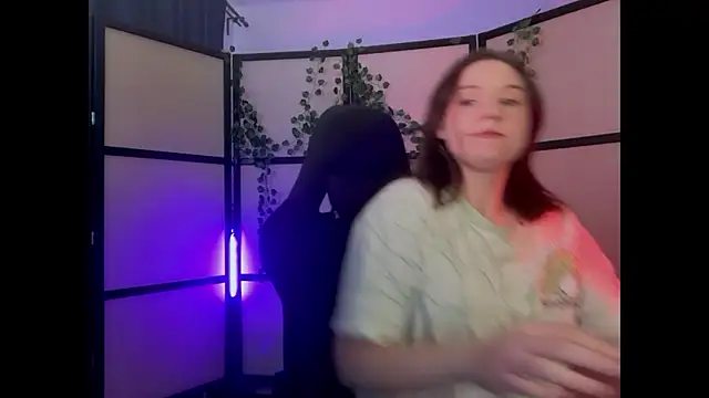 Snapshot of Diana_Flower chatting on 5, 8, 2026 Diana Flower online show from 5, 8, 2026