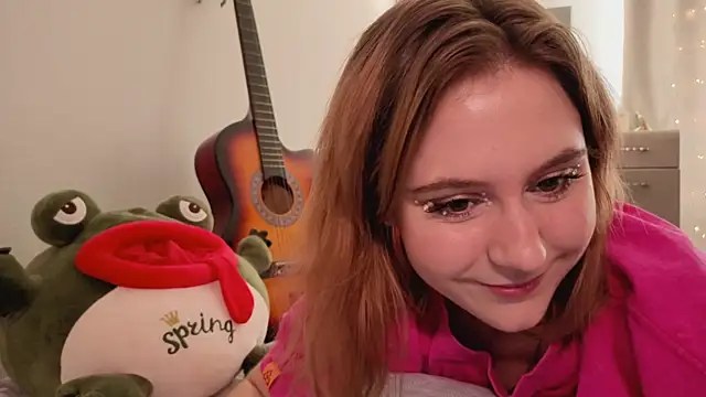 Snapshot of Diana_Flower chatting on 3, 10, 2025 Diana Flower online show from 3, 10, 2025