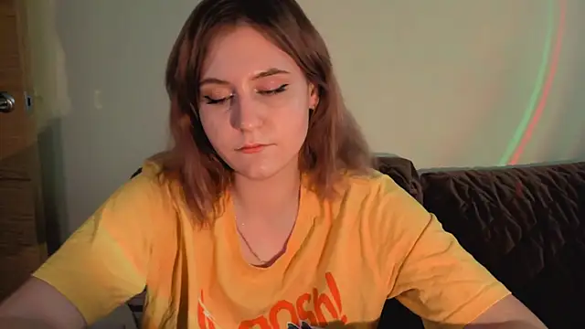 Snapshot of Diana_Flower chatting on 11, 9, 2025 Diana Flower online show from 11, 9, 2025
