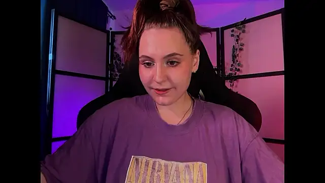 Snapshot of Diana_Flower chatting on 6, 8, 2026 Diana Flower online show from 6, 8, 2026