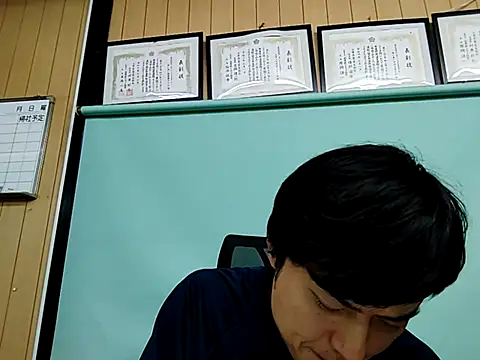 whitebriefboy online show from 24, 10, 2025