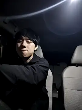 whitebriefboy online show from 19, 4, 2026