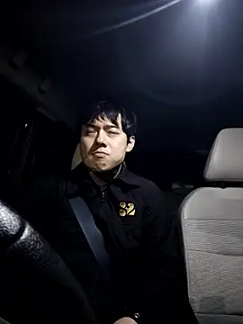 whitebriefboy online show from 22, 3, 2026