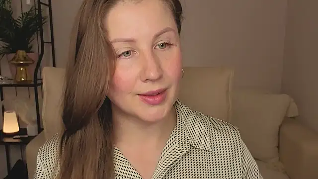 Snapshot of Helens_love chatting on 11, 7, 2026 Helens love online show from 11, 7, 2026