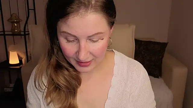 Snapshot of Helens_love chatting on 25, 9, 2025 Helens love online show from 25, 9, 2025