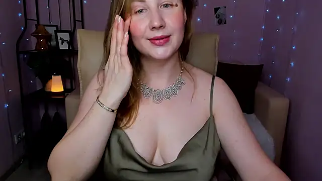 Snapshot of Helens_love chatting on 26, 2, 2025 Helens love online show from 26, 2, 2025