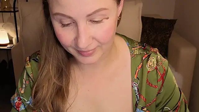 Snapshot of Helens_love chatting on 27, 9, 2025 Helens love online show from 27, 9, 2025