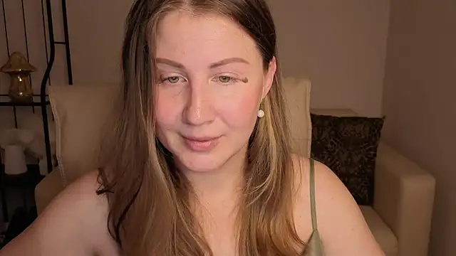 Snapshot of Helens_love chatting on 18, 9, 2025 Helens love online show from 18, 9, 2025