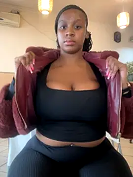 Candy Love 18 online show from 17, 11, 2025