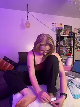 Snapshot of AddalineSwift chatting on 29, 1, 2025 AddalineSwift online show from 29, 1, 2025