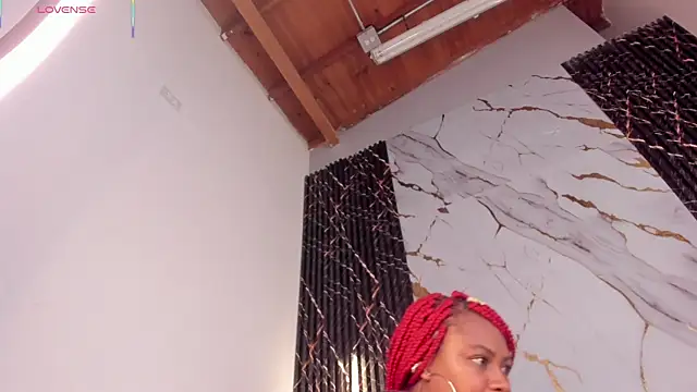 Snapshot of ebony_hot1 chatting on 6, 7, 2026 ebony hot1 online show from 6, 7, 2026