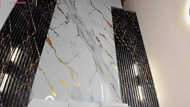 ebony hot1 online show from 14, 2, 2026