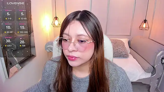 Lanna18 online show from 24, 9, 2025