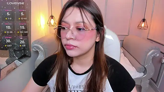 Lanna18 online show from 16, 9, 2025