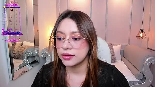 Lanna18 online show from 23, 9, 2025