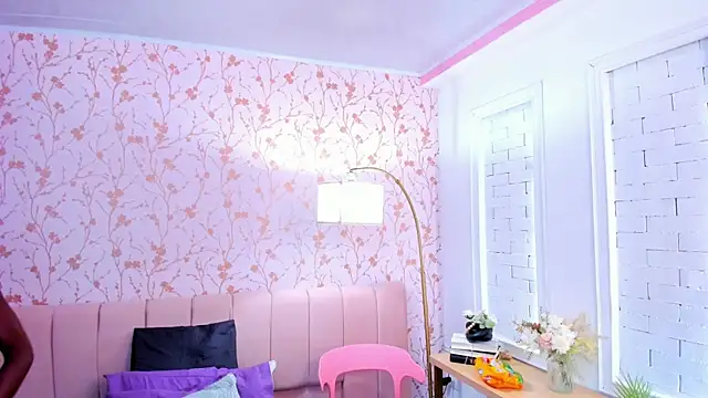 amber-hill online show from 14, 10, 2025