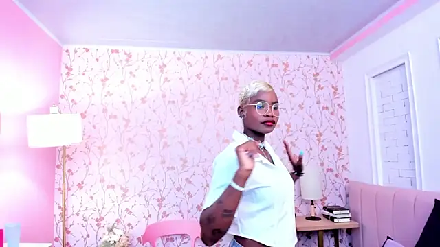 amber-hill online show from 16, 2, 2026