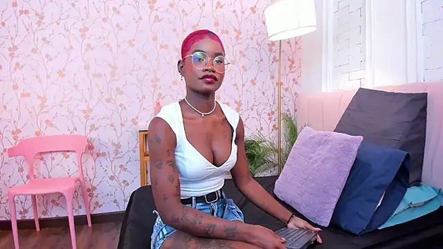 amber-hill online show from 10, 4, 2026