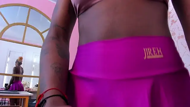 amber-hill online show from 25, 10, 2025