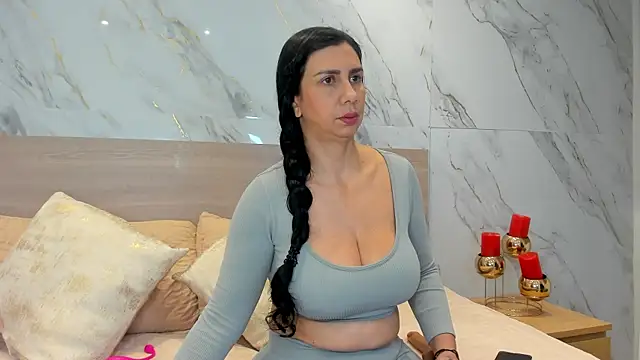 Snapshot of jhasly_am chatting on 8, 6, 2026 jhasly am online show from 8, 6, 2026