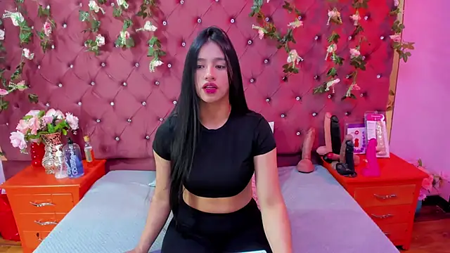Mariana Prin online show from 5, 10, 2025