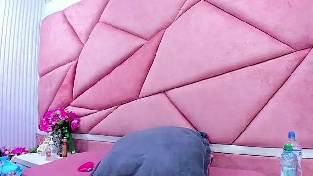 Mariana Prin online show from 27, 3, 2026