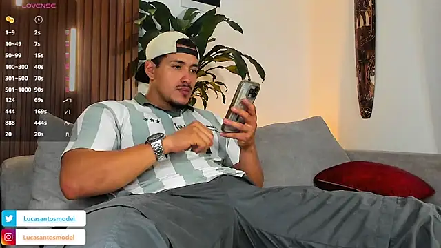 lucasanto  online show from 15, 4, 2026