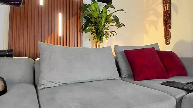 lucasanto  online show from 20, 2, 2026