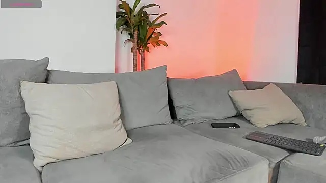 lucasanto  online show from 24, 12, 2024