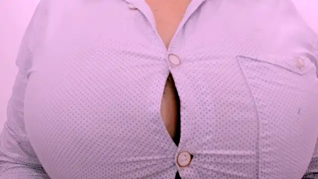 Snapshot of valeriasexxx chatting on 6, 10, 2025 valeriasexxx online show from 6, 10, 2025
