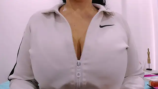 valeriasexxx online show from 11, 5, 2026