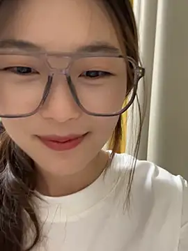 Sweet-Angel999 online show from 28, 11, 2025