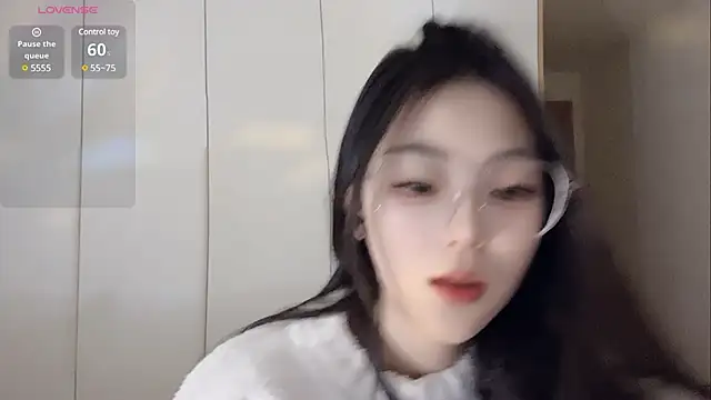 Sweet-Angel999 online show from 15, 2, 2025