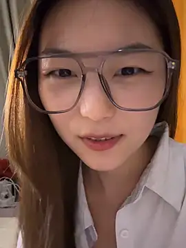 Sweet-Angel999 online show from 23, 10, 2025