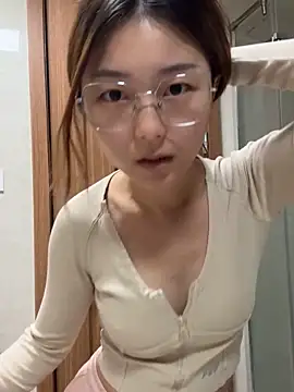 Sweet-Angel999 online show from 9, 11, 2025