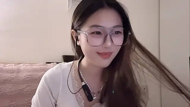 Sweet-Angel999 online show from 17, 2, 2026