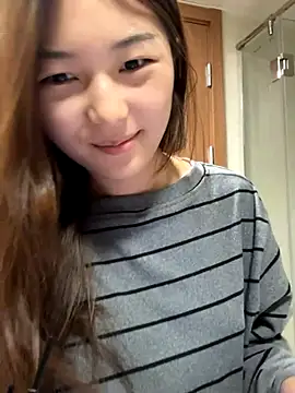 Sweet-Angel999 online show from 13, 11, 2025