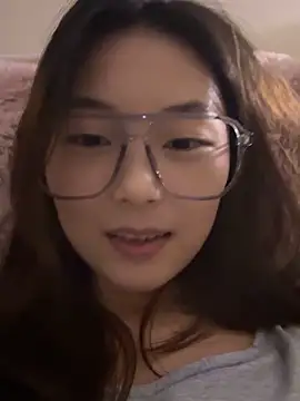 Sweet-Angel999 online show from 4, 2, 2026