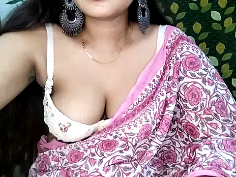 Aarvi Arora online show from 24, 9, 2025
