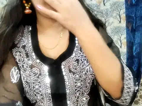 Aarvi Arora online show from 19, 10, 2025