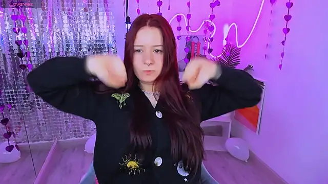 Lily Moonlight online show from 15, 2, 2026