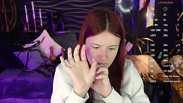 Lily Moonlight online show from 23, 7, 2026
