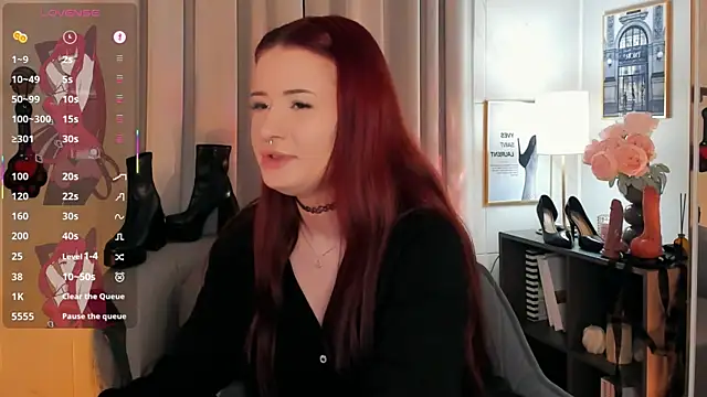 Lily Moonlight online show from 15, 5, 2026