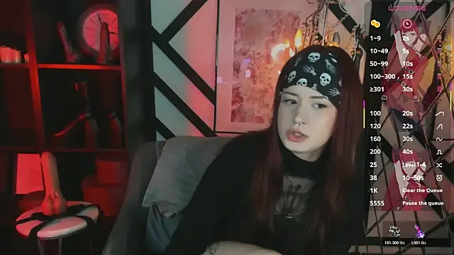Lily Moonlight online show from 31, 5, 2026