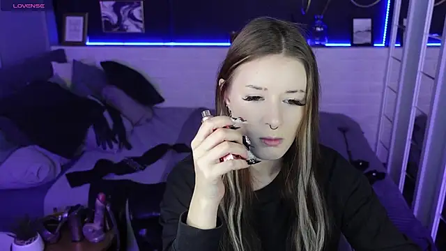 Snapshot of Lily_Moonlight chatting on 21, 3, 2025 Lily Moonlight online show from 21, 3, 2025
