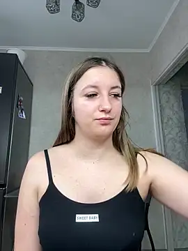 Snapshot of Strawberryyyyik chatting on 13, 1, 2025 Strawberryyyyik online show from 13, 1, 2025