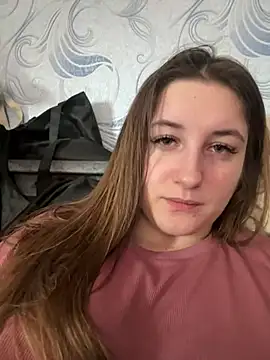 Snapshot of Strawberryyyyik chatting on 22, 3, 2025 Strawberryyyyik online show from 22, 3, 2025