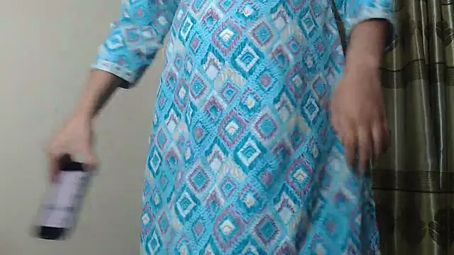 queen angelina online show from 9, 7, 2026